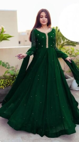 3 Pcs Women's Stitched Embroidered Maxi Suit